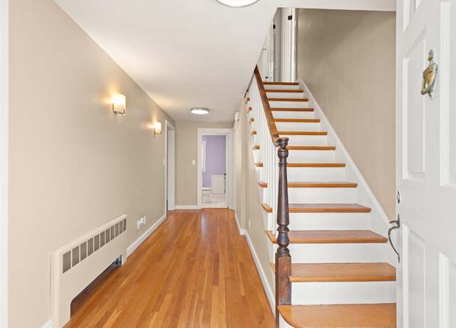 Photo of 177 Main St, Wayland, MA 01778