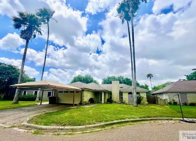 Property at 125 Regency Ct Unit 21, Harlingen, TX, 78550, 3 beds, 2 baths, [object Object]