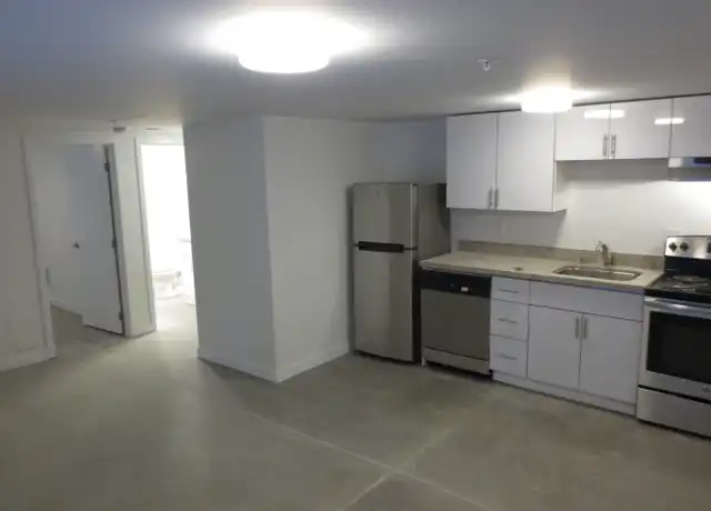 Property at 527 1st Ave N Unit 002, Seattle, WA, 98109, 1 bed, 1 bath, [object Object]