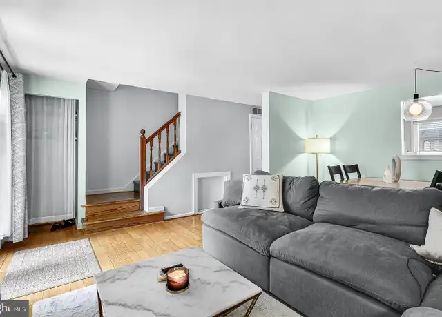 Property at 829 N 4th St, Philadelphia, PA, 19123, 2 beds, 1.5 baths, [object Object]