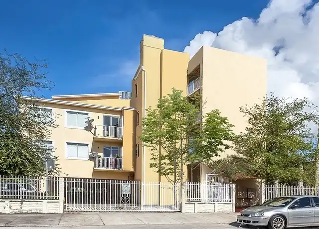 Property at 735 SW2 LLC - 735 SW 2nd St, Miami, FL, 33130, 1-2 bed, 1-2 bath, [object Object]