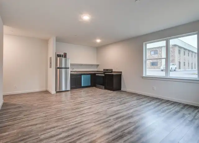 Property at ZAZU - 712 Main St, Clarksville, TN, 37040, 1 bed, 1 bath, [object Object]