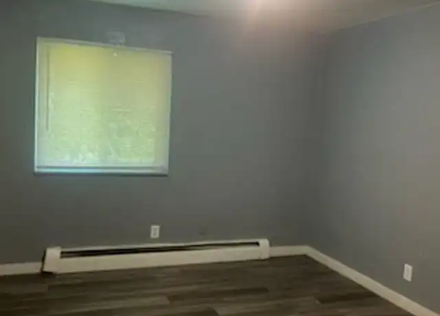 Property at 1936 Kentucky Ave Unit 6, Cincinnati, OH, 45223, 1 bed, 1 bath, [object Object]