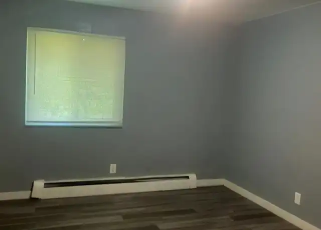 Property at 1936 Kentucky Ave Unit 6, Cincinnati, OH, 45223, 1 bed, 1 bath, [object Object]