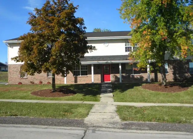 Property at 2106 Sylvan Way Unit 7, West Bend, WI, 53095, 2 beds, 1 bath, [object Object]