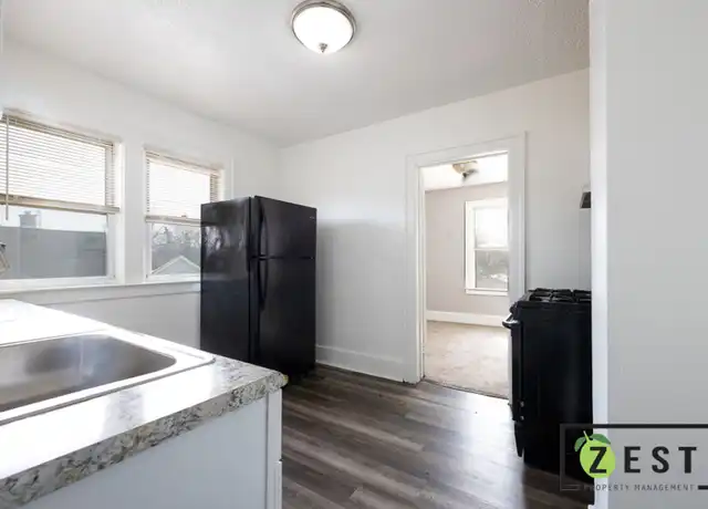 Property at 90 Catherine St Unit 4, River Rouge, MI, 48218, 2 beds, 1 bath, [object Object]