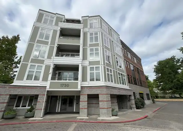 Property at 1730 S Harbor Way, Portland, OR, 97201, 1 bed, 1 bath, [object Object]
