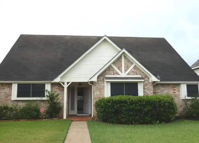 Property at 2915 N Blue Meadow Cir, Sugar Land, TX, 77479, 4 beds, 2.5 baths, [object Object]
