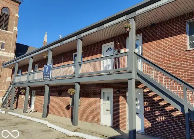 Property at 106 W Broadway St, Shelbyville, IN, 46176, 1 bed, 1 bath, [object Object]