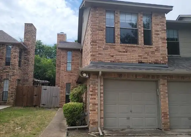 Property at 1221 W Hudgins St, Grapevine, TX, 76051, 3 beds, 2 baths, [object Object]