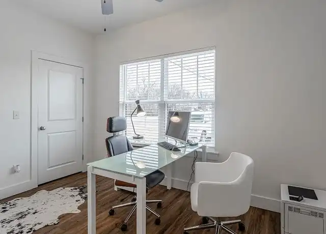 Property at The Aviator Apartments - 7806 SW Aviator Ave, Bentonville, AR, 72713, 1-2 bed, 1-2 bath, [object Object]