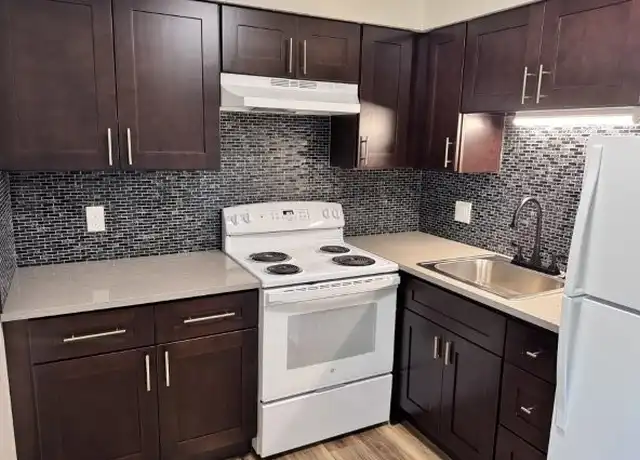 Property at 495 W Clarendon St Unit 17, Gladstone, OR, 97027, 2 beds, 1 bath, [object Object]