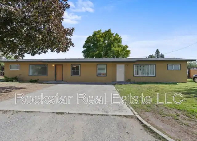 Property at 11725 E Alki Ave, Spokane Valley, WA, 99206, 2 beds, 1 bath, [object Object]