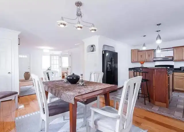 Property at 35 Fort Ave Unit A, Boston, MA, 02119, 5 beds, 3 baths, [object Object]