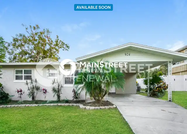 Property at 924 Avenue T SE, Winter Haven, FL, 33880, 3 beds, 2 baths, [object Object]