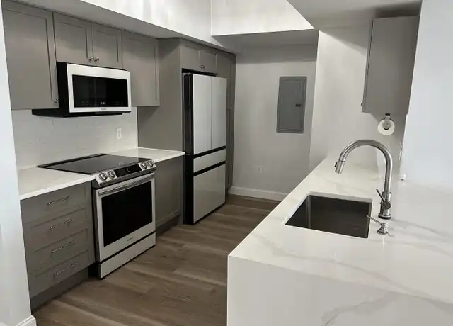 Property at 1551 N Flagler Dr #905, West Palm Beach, FL, 33401, 2 beds, 2 baths, [object Object]