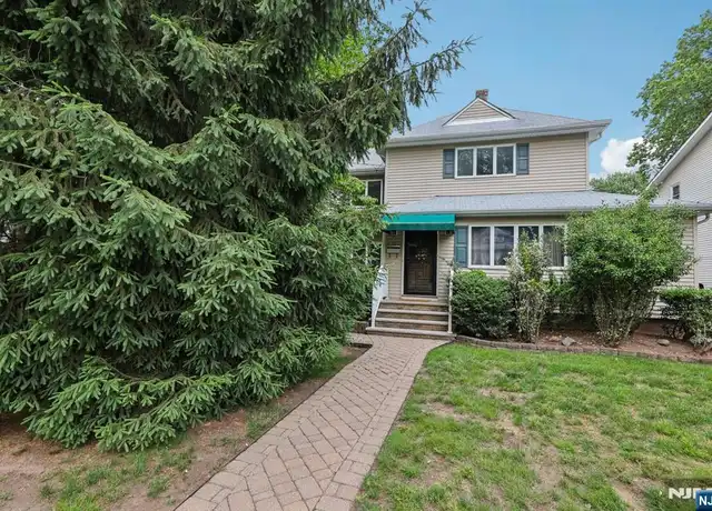Property at 134 7th St, Cresskill, NJ, 07626, 3 beds, 2.5 baths, [object Object]