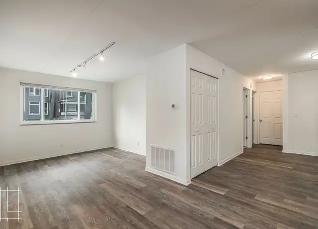 Property at 1400 Neil Ave Apt 104, Columbus, OH, 43201, 2 beds, 1 bath, [object Object]