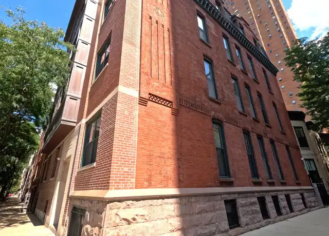 Property at 851 N La Salle Dr Unit 1S, Chicago, IL, 60610, 5 beds, 3 baths, [object Object]