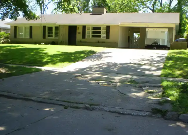 Property at 143 Carroll St, Shreveport, LA, 71105, 3 beds, 1.5 baths, [object Object]