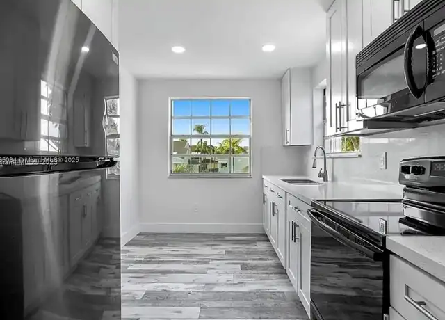 Property at 2504 SE 20th Pl Unit 202A, Homestead, FL, 33035, 2 beds, 2 baths, [object Object]