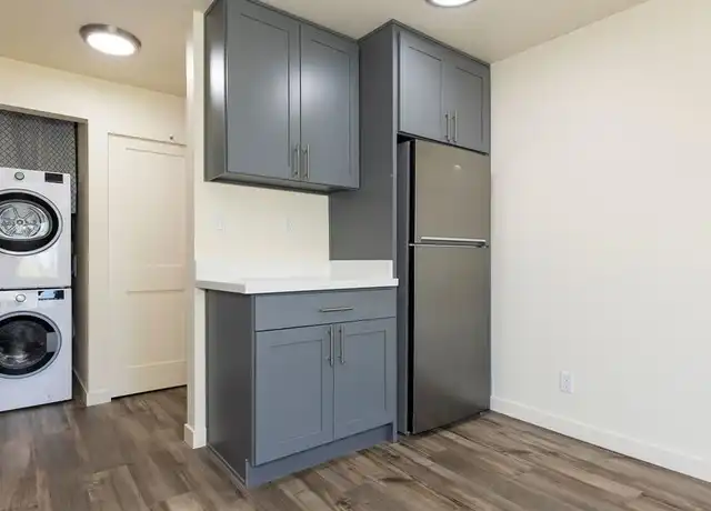 Property at 8518 Phinney Ave N Unit 3, Seattle, WA, 98103, 1 bed, 1 bath, [object Object]