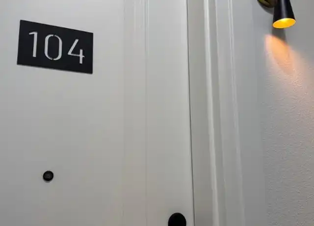 Property at 11 S Main St Unit 104, Temple, TX, 76501, 1 bed, 1 bath, [object Object]