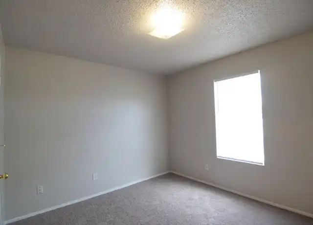 Property at 4406 Stallion Dr, Killeen, TX, 76549, 4 beds, 2 baths, [object Object]