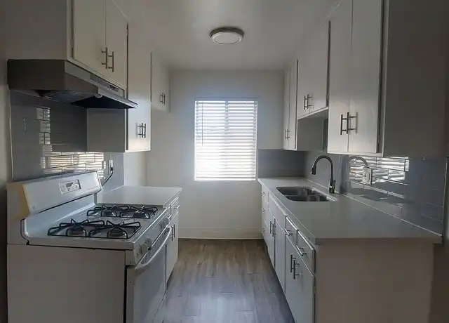 Property at 1529 Junipero Ave Unit 1529 Junipero 7, Long Beach, CA, 90804, 2 beds, 1 bath, [object Object]