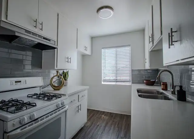 Property at 1529 Junipero Ave Unit 1529 Junipero 7, Long Beach, CA, 90804, 2 beds, 1 bath, [object Object]