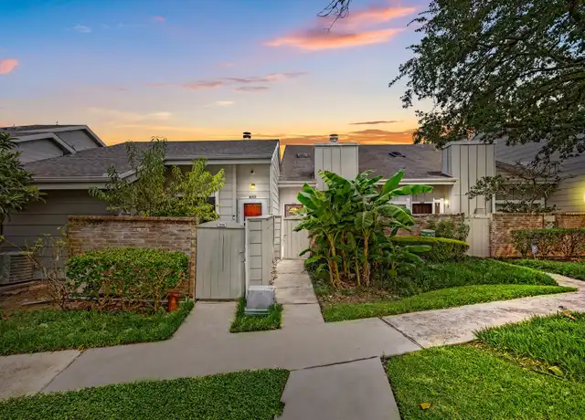 Property at 7092 Greenway Chase St, Houston, TX, 77072, 2 beds, 1.5 baths, [object Object]