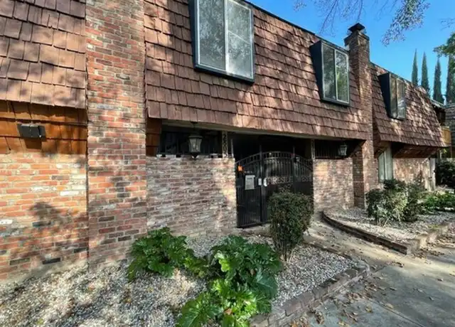 Property at 2805 H St Unit 7, Sacramento, CA, 95816, 3 beds, 2.5 baths, [object Object]