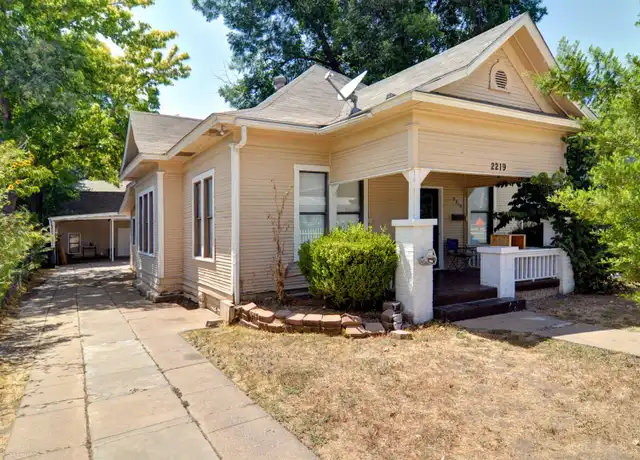 Property at 2219 Refugio Ave, Fort Worth, TX, 76164, 1 bed, 1 bath, [object Object]