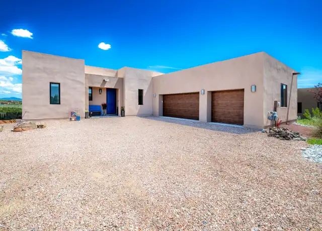 Property at 90 E Via Plaza Nueva, Santa Fe, NM, 87507, 3 beds, 3.5 baths, [object Object]