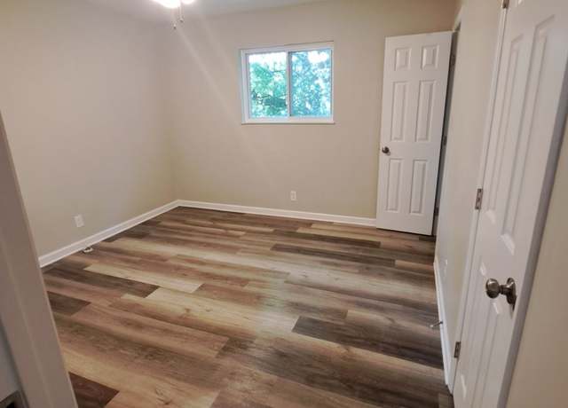 Photo of 1555 Wales Ave, Maryville, TN 37804