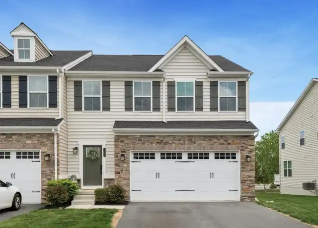 Property at 349 Piper Ln Unit 3BHK Townhome for rent, Exton, PA, 19341, 3 beds, 3.5 baths, [object Object]