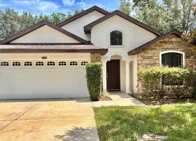 Property at 10416 Stonepark Dr, Leesburg, FL, 34788, 4 beds, 2 baths, [object Object]
