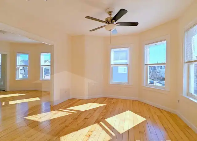 Property at 93 Madison Ave Unit 2, Everett, MA, 02149, 2 beds, 1 bath, [object Object]