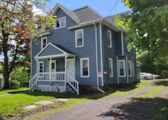 Property at 140 Stuart Ave Unit 140, Newark, NY, 14513, 3 beds, 1.5 baths, [object Object]
