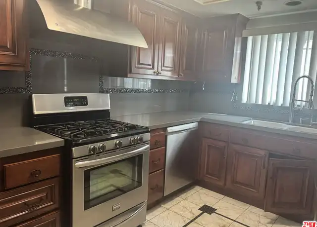Property at 11707 Acacia Ave #4, Hawthorne, CA, 90250, 3 beds, 3 baths, [object Object]