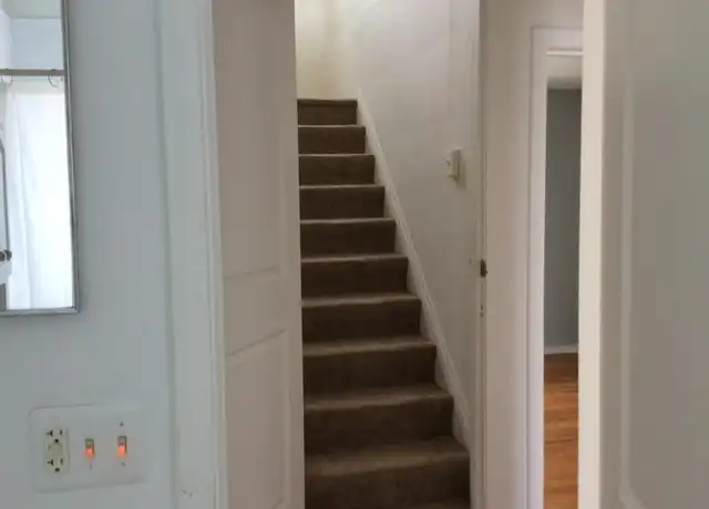 Property at 22042 Gascony Ave, Eastpointe, MI, 48021, 3 beds, 1 bath, [object Object]