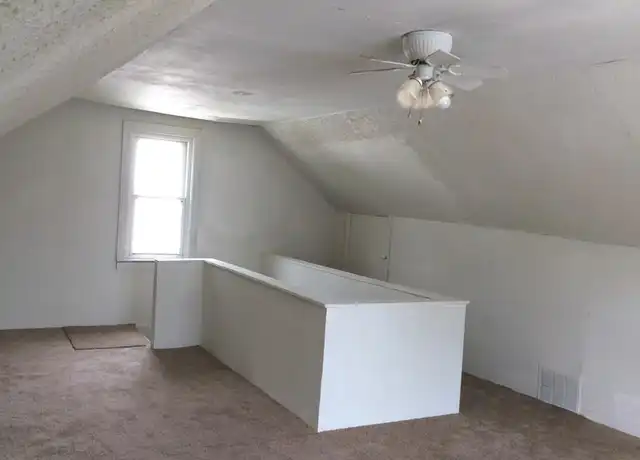 Property at 22042 Gascony Ave, Eastpointe, MI, 48021, 3 beds, 1 bath, [object Object]