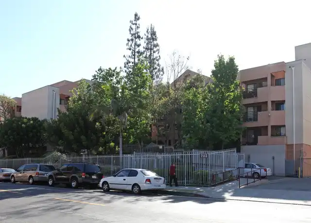 Property at 732 S Bonnie Brae St Unit 101, Los Angeles, CA, 90057, 1 bed, 1 bath, [object Object]