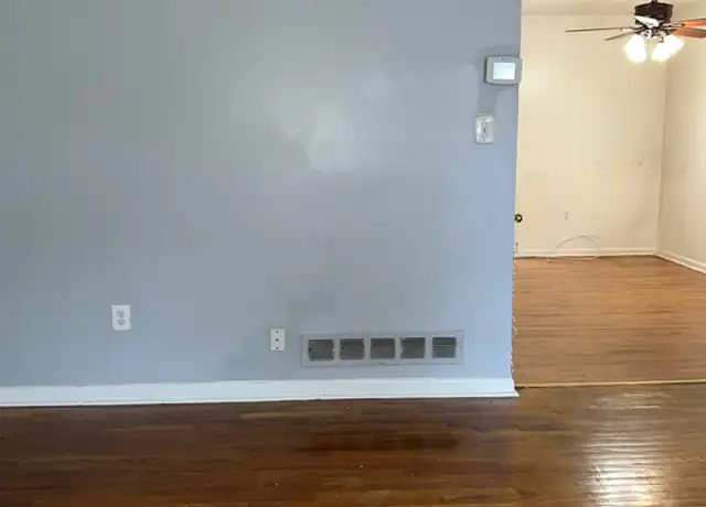 Property at 4769 Melbourne Rd, Baltimore, MD, 21229, 3 beds, 2 baths, [object Object]