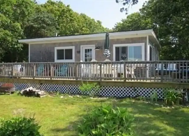 Property at 17 Balsam St, Fairhaven, MA, 02719, 3 beds, 1 bath, [object Object]