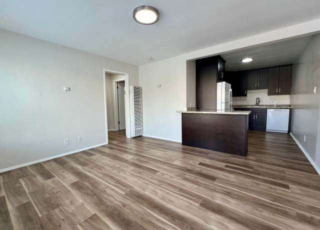 Photo of 1450 Laurel St Unit 1, San Carlos, CA 94070