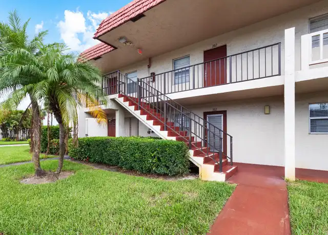 Property at 3 Abbey Ln #102, Delray Beach, FL, 33446, 2 beds, 2 baths, [object Object]