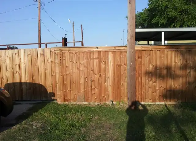 Property at 7424 Elm Dr, The Colony, TX, 75056, 3 beds, 1 bath, [object Object]
