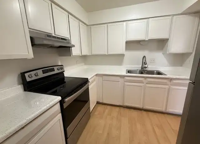 Property at 6324 N Black Canyon Hwy Unit 119, Phoenix, AZ, 85017, 2 beds, 2 baths, [object Object]