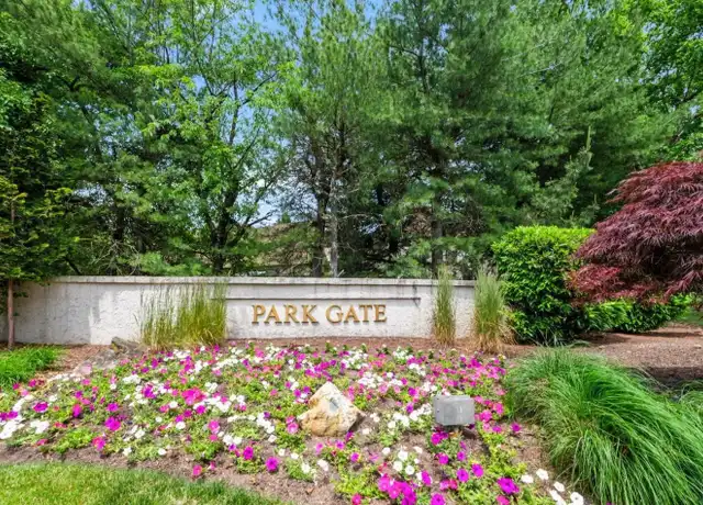 Property at 48 Carriage Pl Unit 48, Edison, NJ, 08820, 3 beds, 2 baths, [object Object]